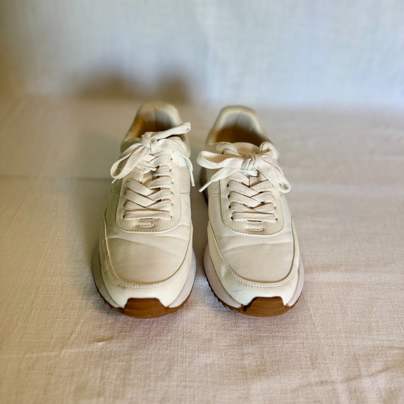 Dolce vita white tennis shoes size 8.5 - Picture 1 of 7